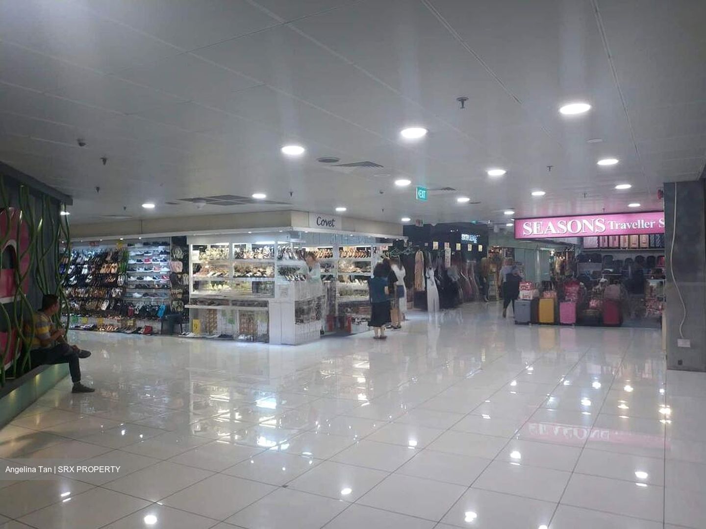 High Point (D9), Retail #471179981